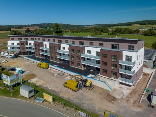 GreenLiving_23-0766